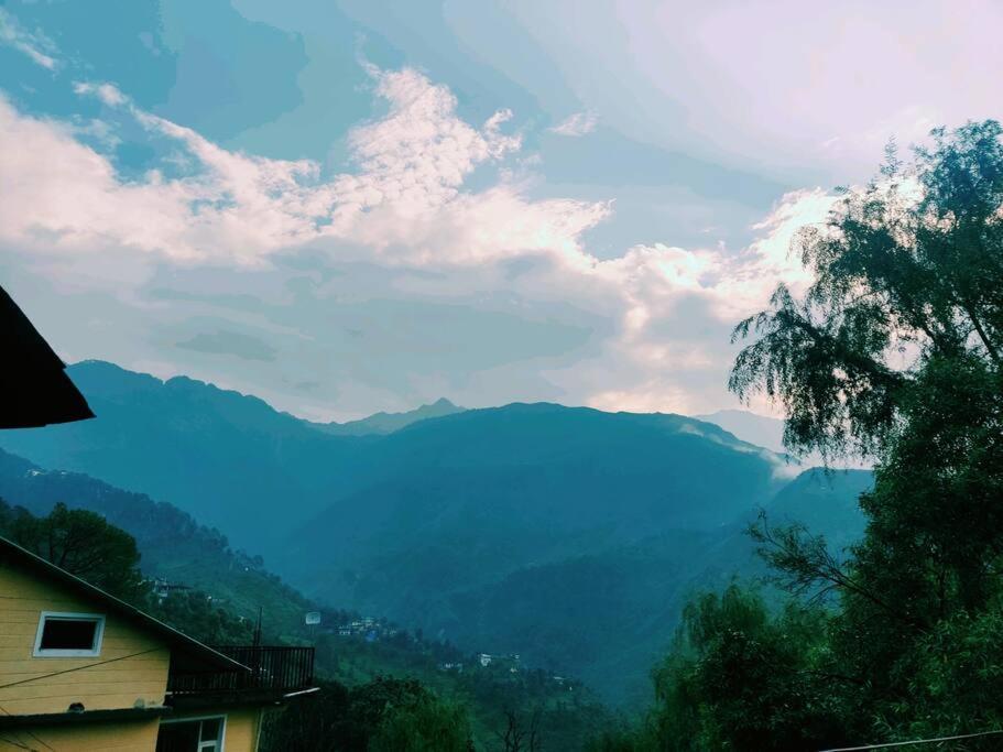 Independent Mud House Studio McLeod Ganj Exterior photo